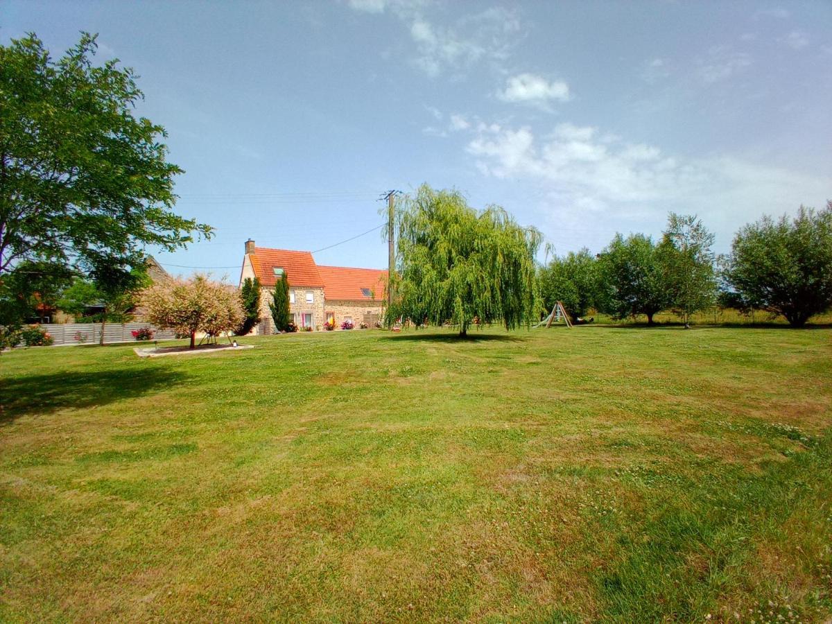 La Ferme D' Emerentine Bacilly ภายนอก รูปภาพ