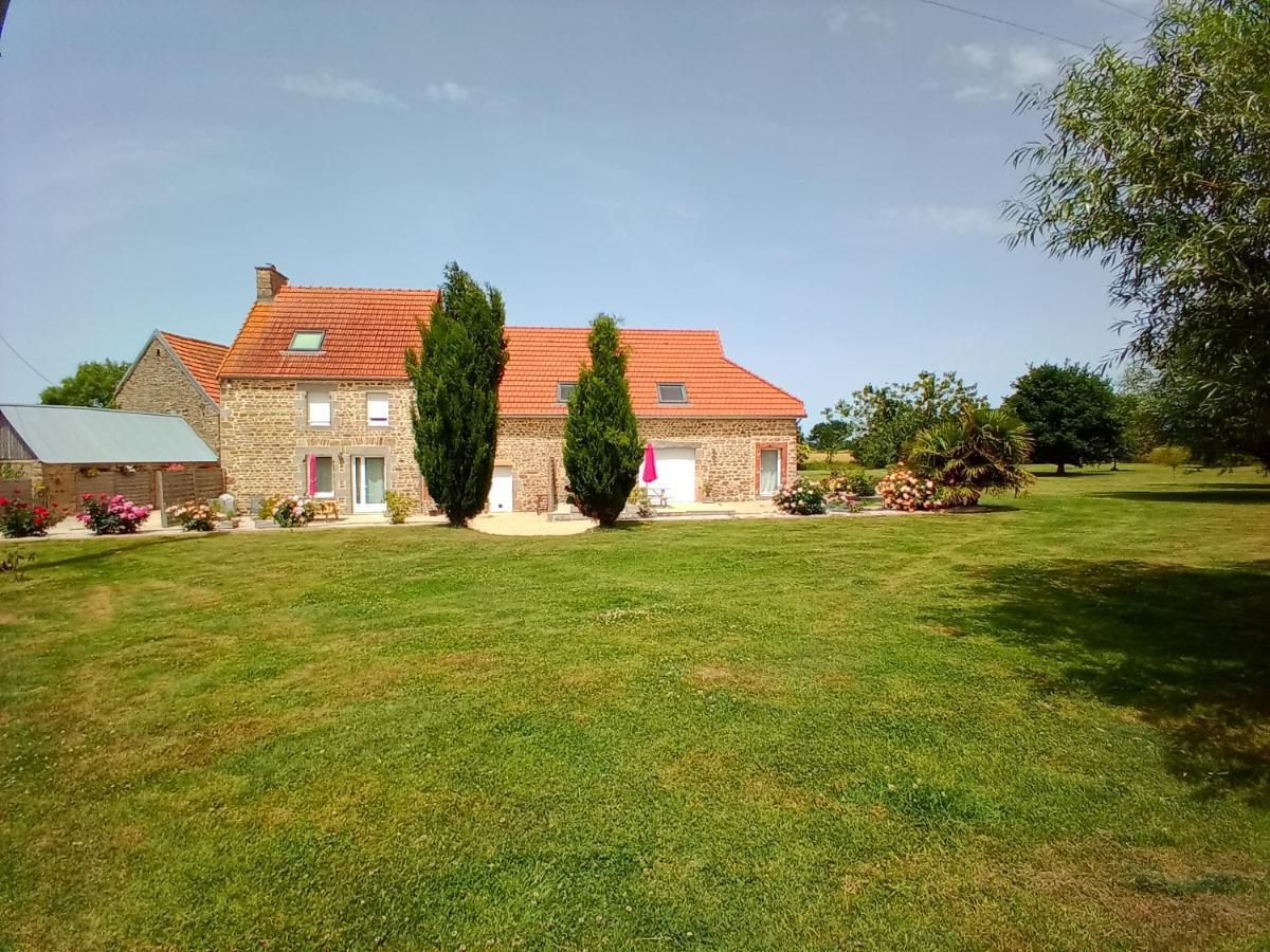 La Ferme D' Emerentine Bacilly ภายนอก รูปภาพ